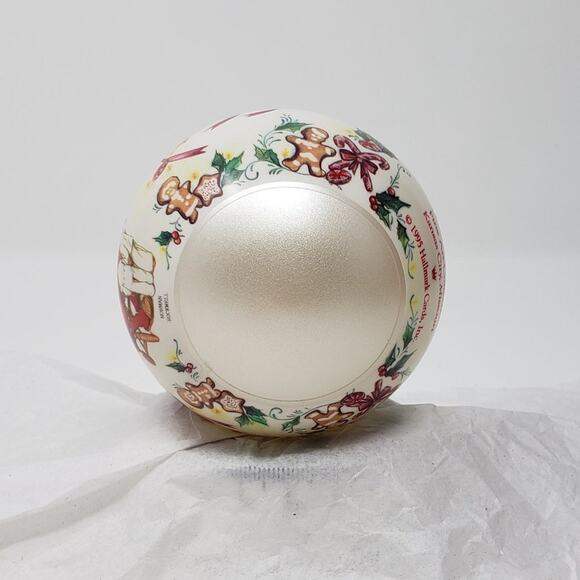 1995 Hallmark Santa’s Visitors Glass Bulb Keepsake Christmas Holiday Ornament.2 - Picture 8 of 9
